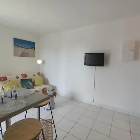 T2 Saint-pierre-la-mer - Parking - 3/4 Pers - Fr-1-795-63 Apartmán Fleury (Aude)
